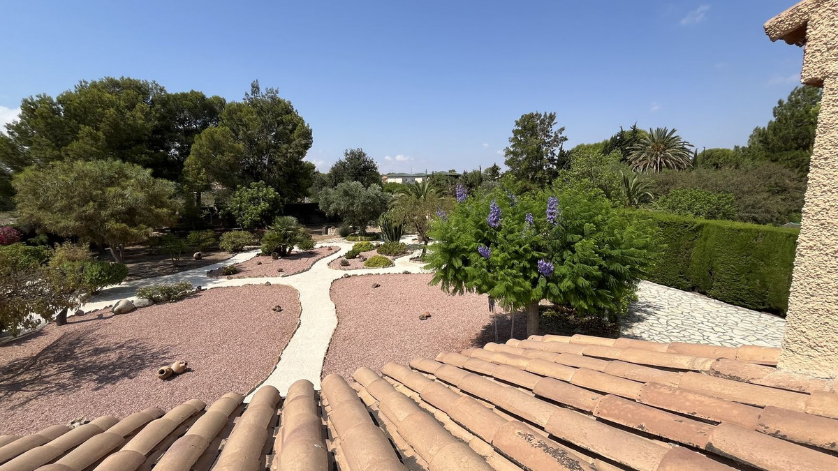 Property main view 38