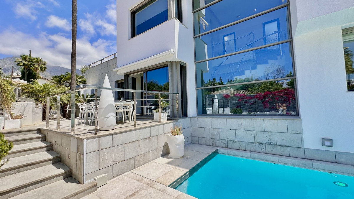 Property main view 40