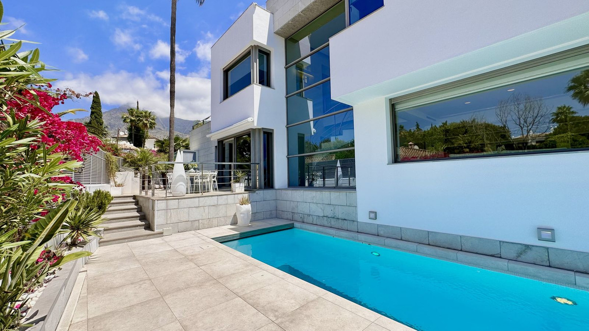 Property main view 42