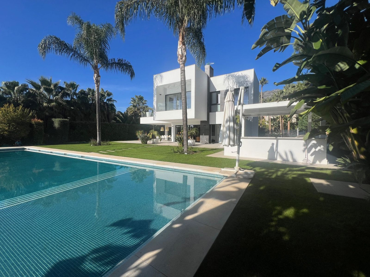 Huis te koop in Nagüeles | 6 slaapkamers H4588375