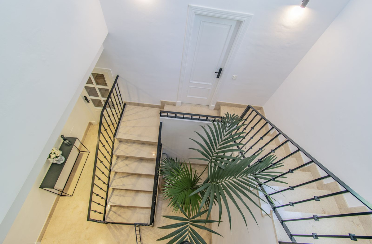 Vrijstaande Villa in Nagüeles-12