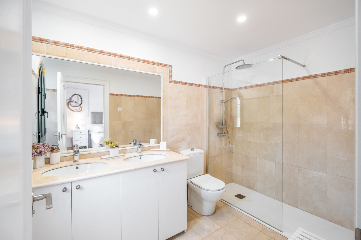 Huis te koop in Nagüeles | 3 slaapkamers H5108920