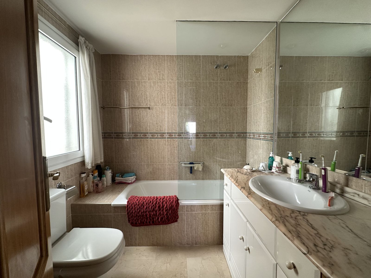 Appartement te koop in Nagüeles | 3 slaapkamers H5117035