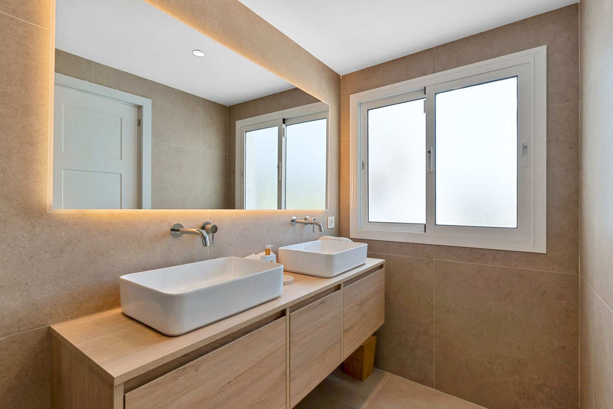 Huis te koop in Nagüeles | 4 slaapkamers H5199541