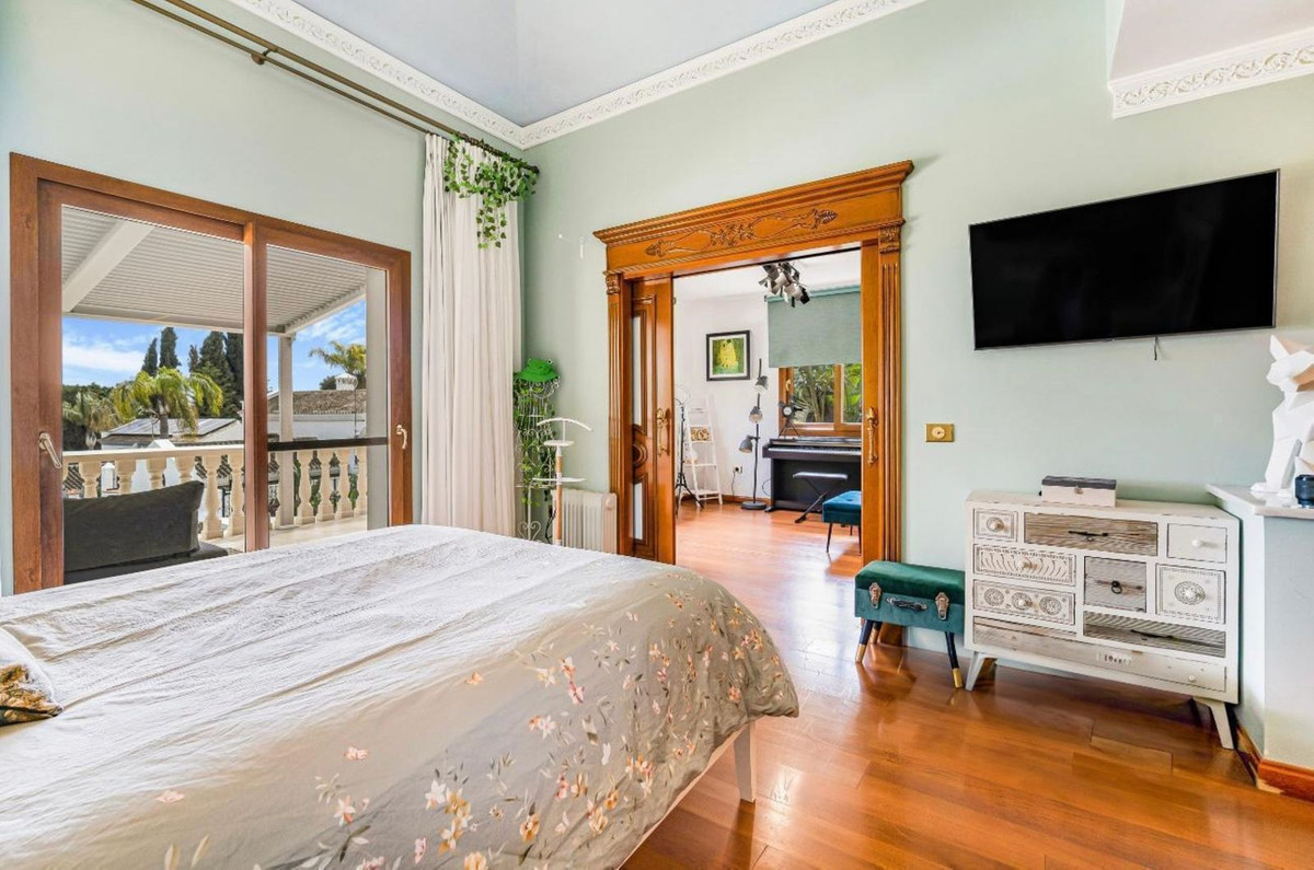 Huis te koop in Nagüeles | 4 slaapkamers H5222176