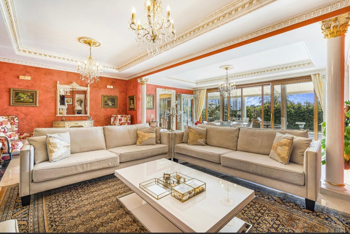 Huis te koop in Nagüeles | 4 slaapkamers H5222176