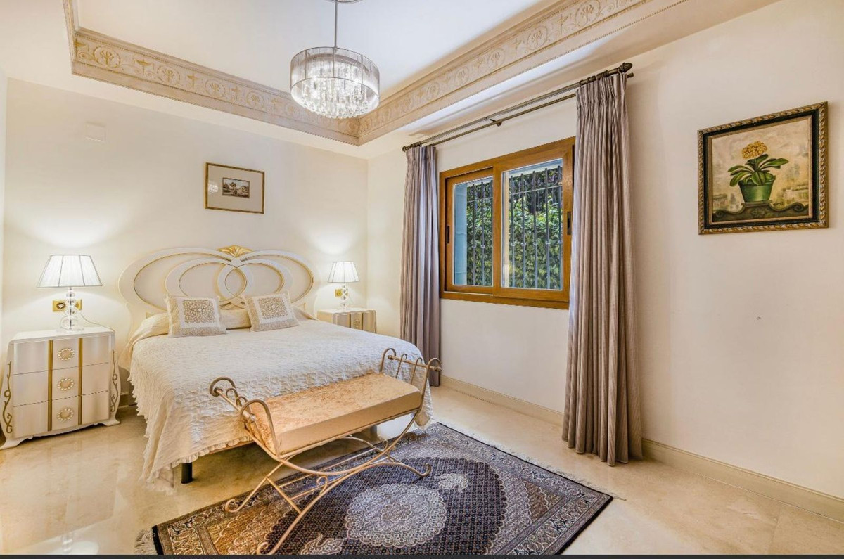 Huis te koop in Nagüeles | 4 slaapkamers H5222176