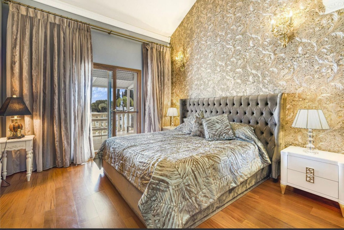 Huis te koop in Nagüeles | 4 slaapkamers H5222176