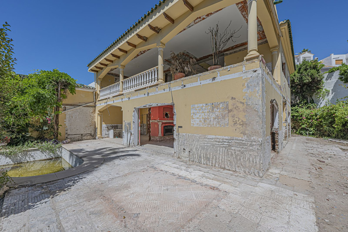 Huis te koop in Nagüeles | 4 slaapkamers H5365024