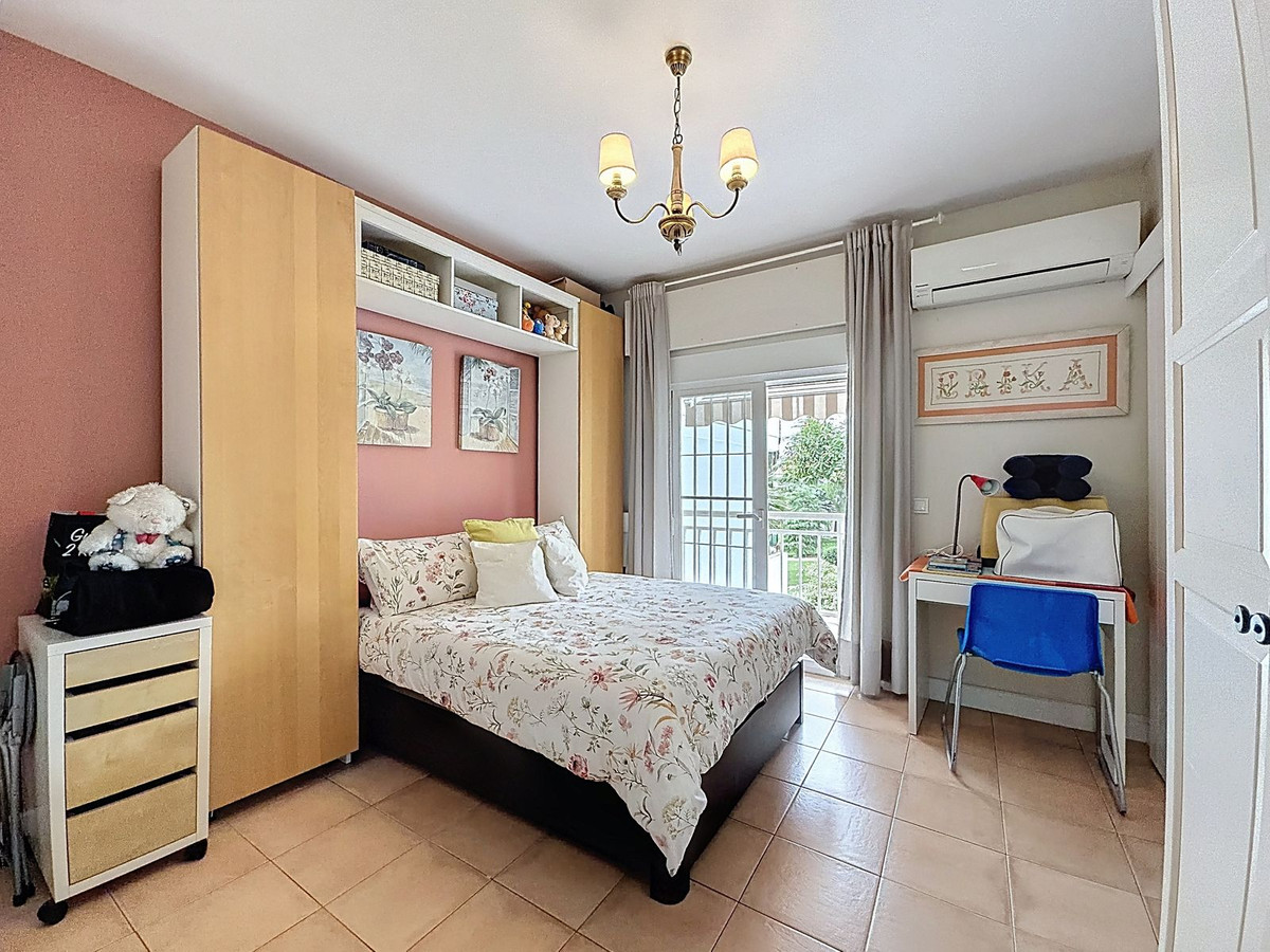 Property main view 33