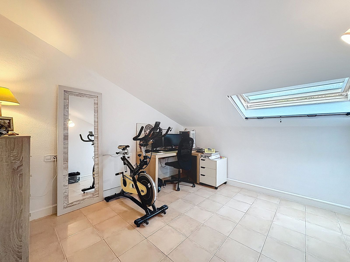 Property main view 44