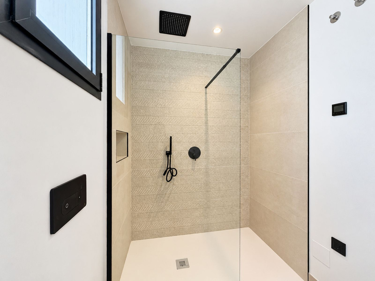 Property main view 33