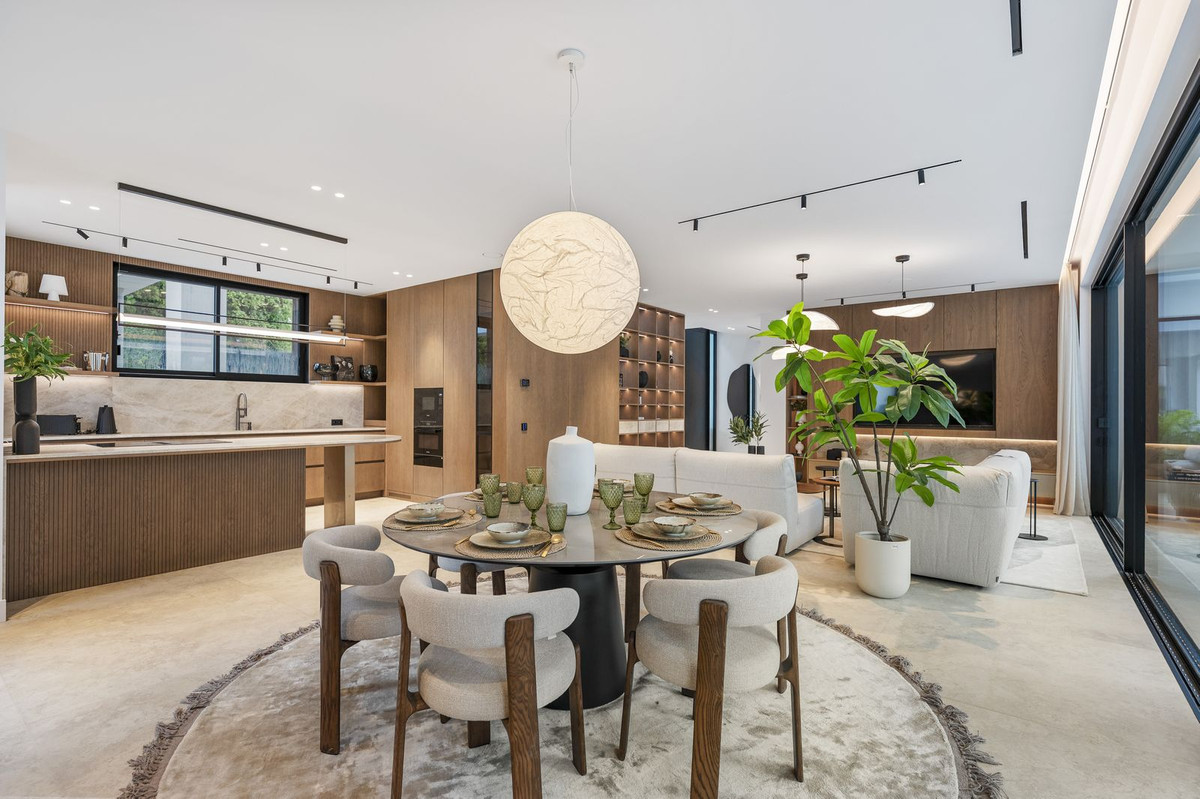 Property main view 61