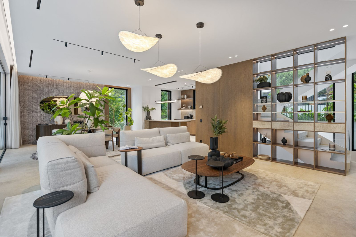 Property main view 64
