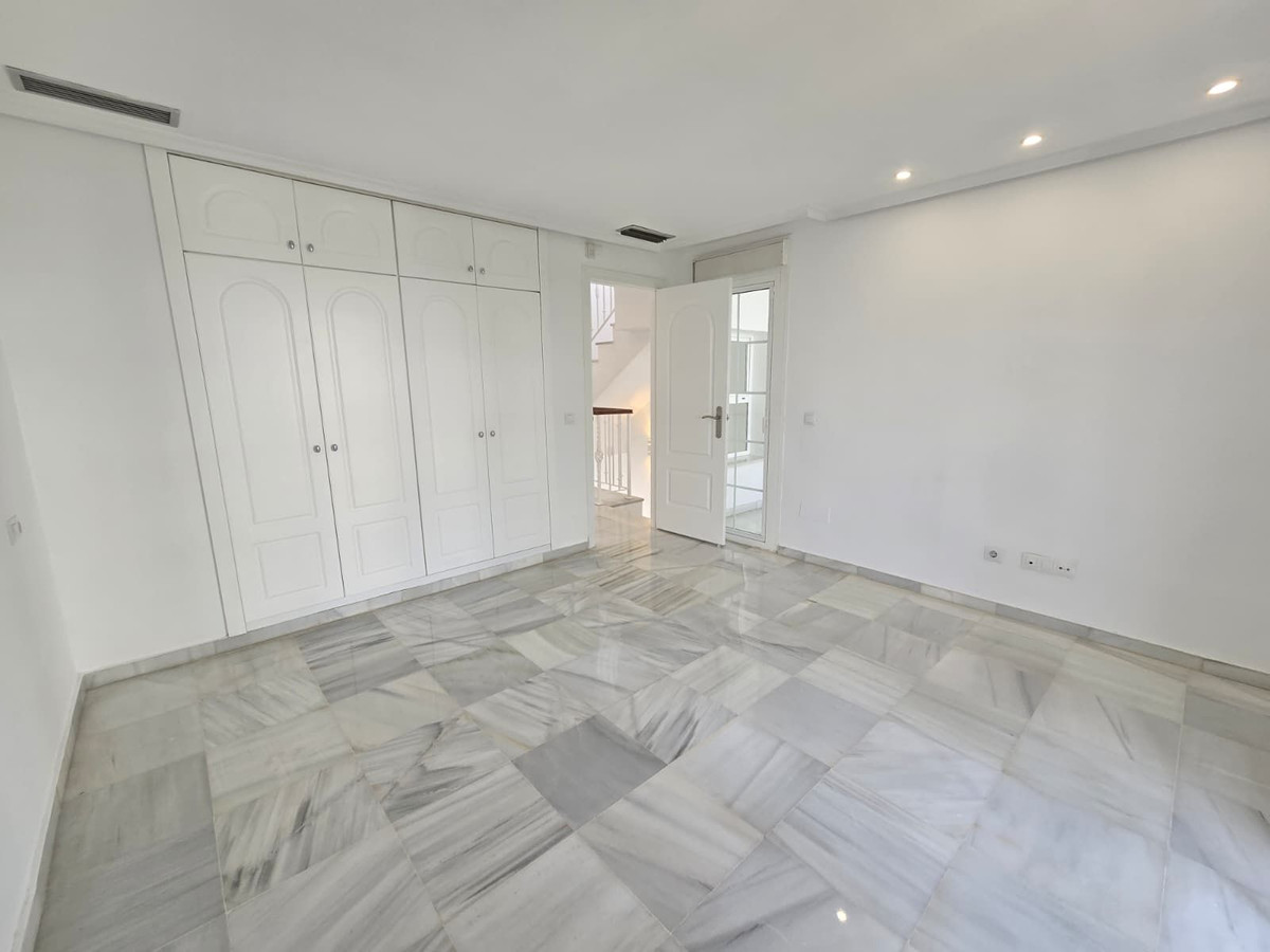 Property main view 30