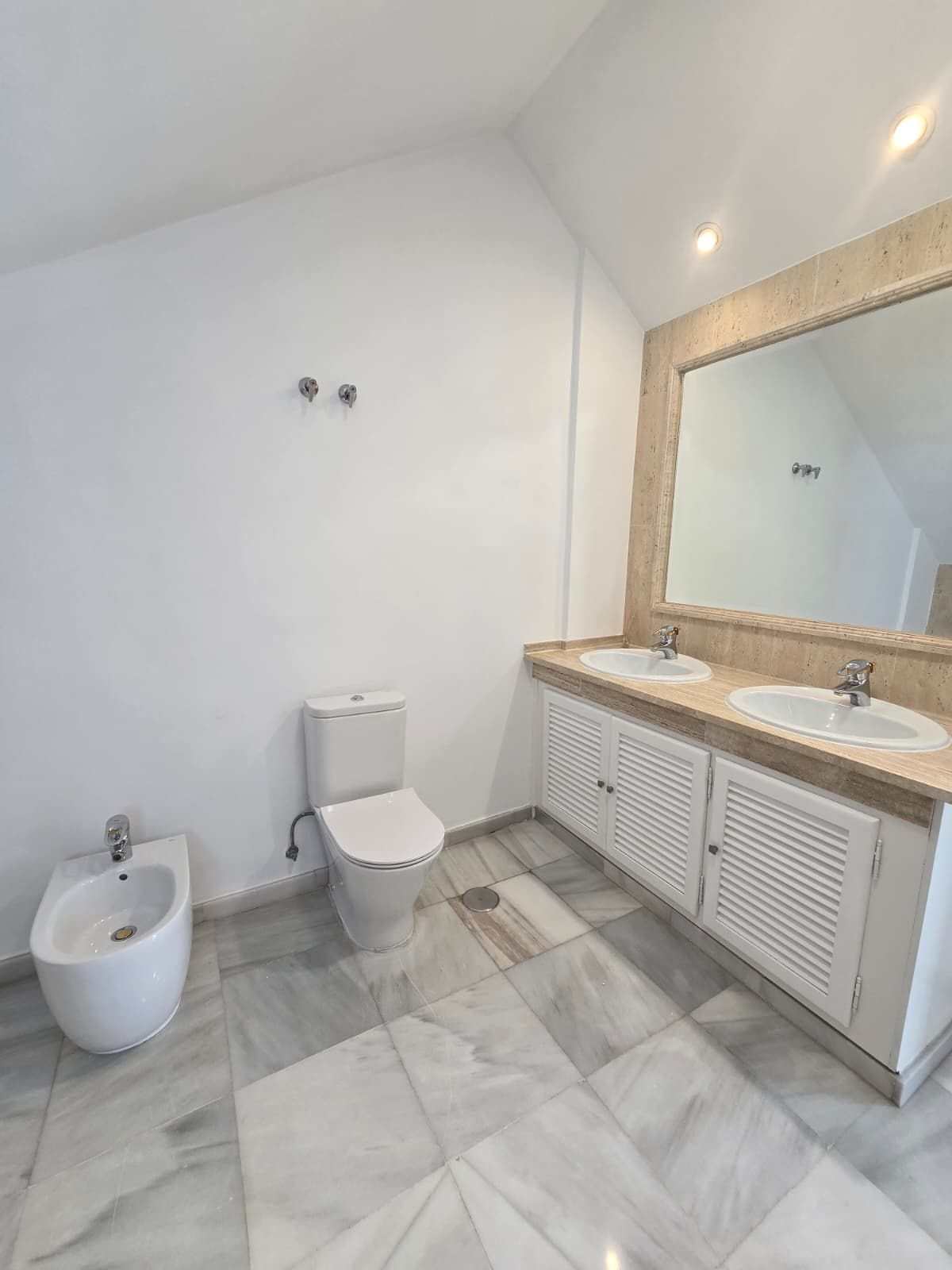 Property main view 34