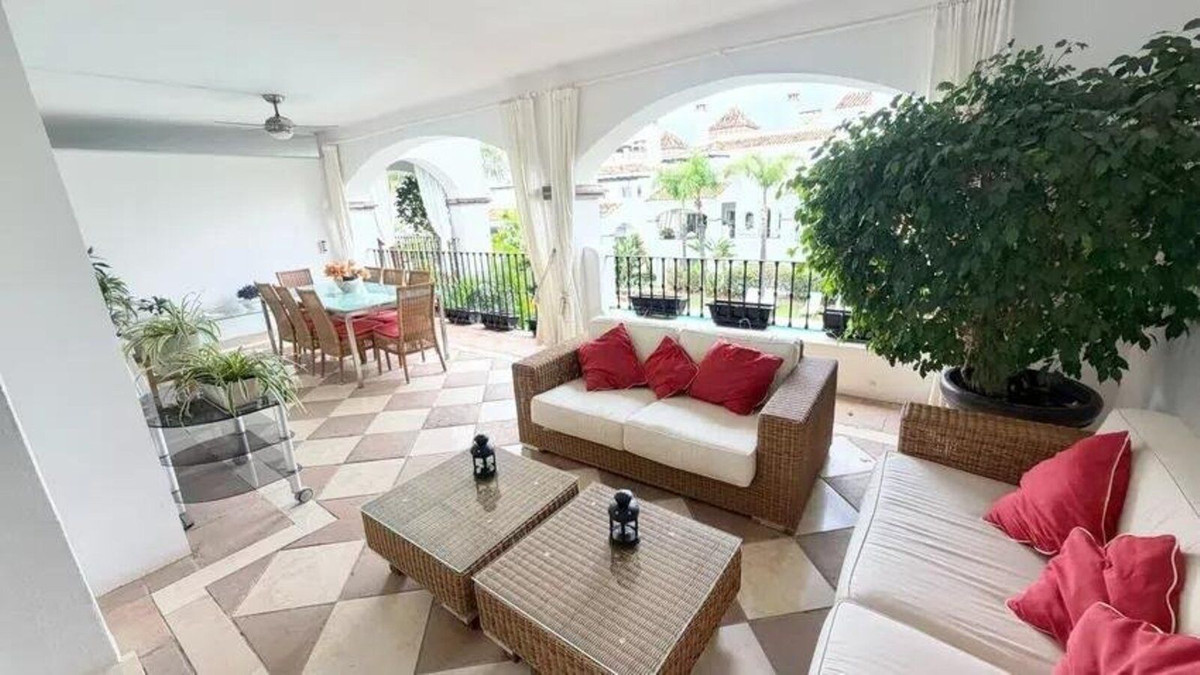 Appartement te koop in Nagüeles | 3 slaapkamers H5526862