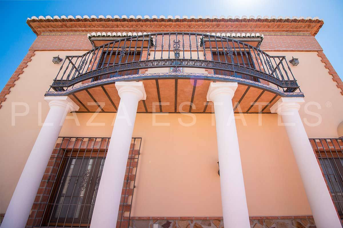 Vrijstaande Villa te koop in Nerja | 4 slaapkamers H3071581