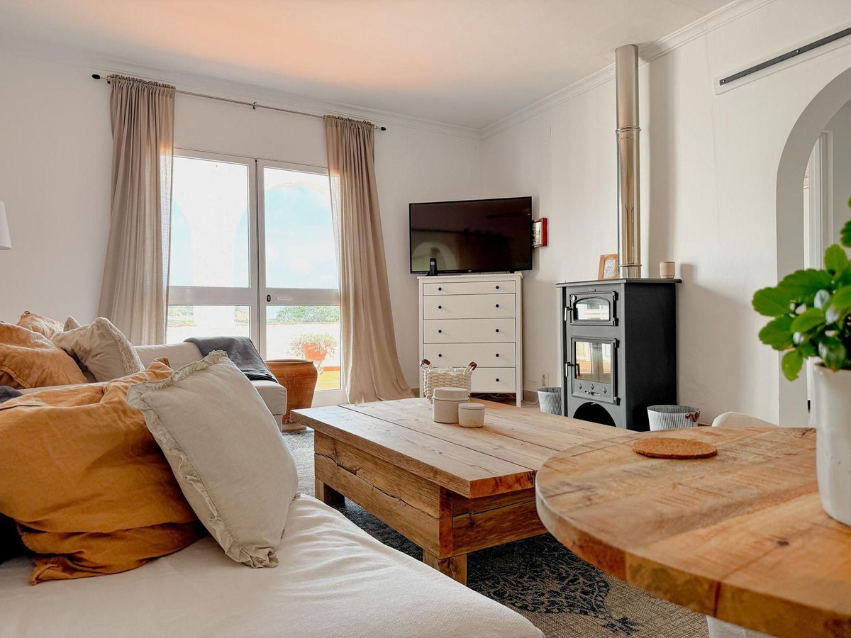 Vrijstaande Villa te koop in Nerja | 6 slaapkamers H4168636