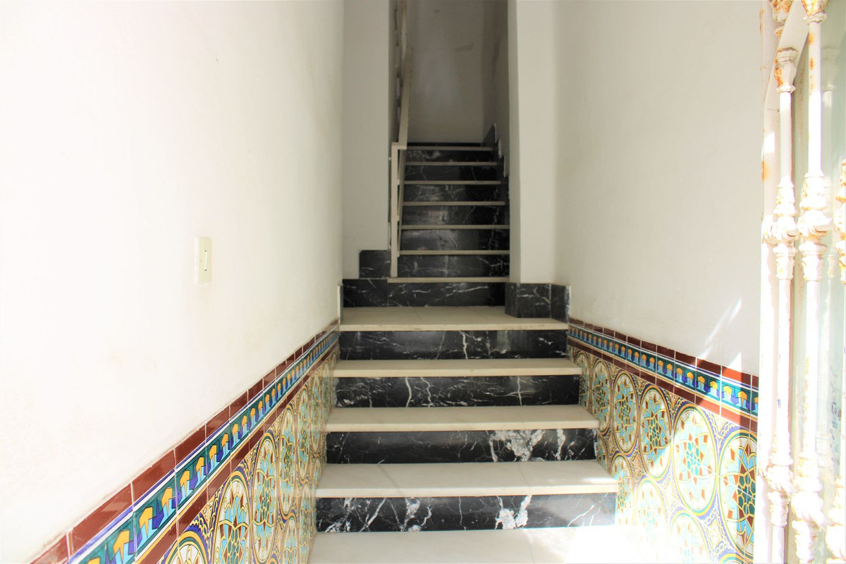 Huis te koop in Nerja | 4 slaapkamers H4346974