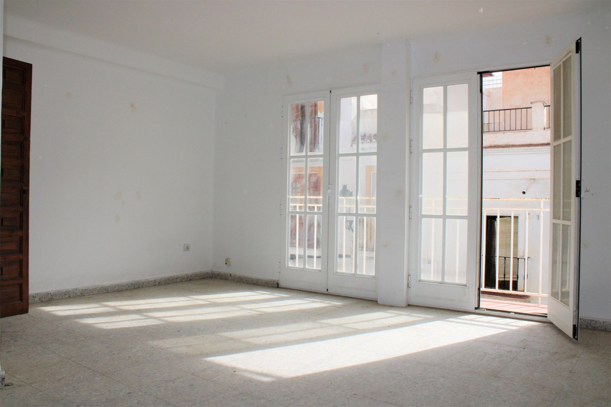 Huis te koop in Nerja | 4 slaapkamers H4346974