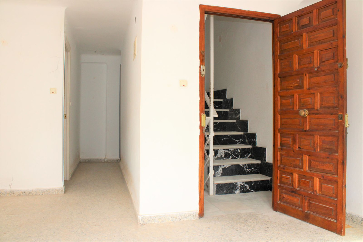 Huis te koop in Nerja | 4 slaapkamers H4346974