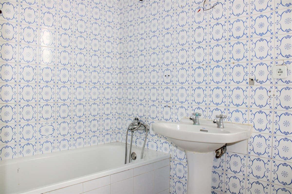 Huis te koop in Nerja | 4 slaapkamers H4346974