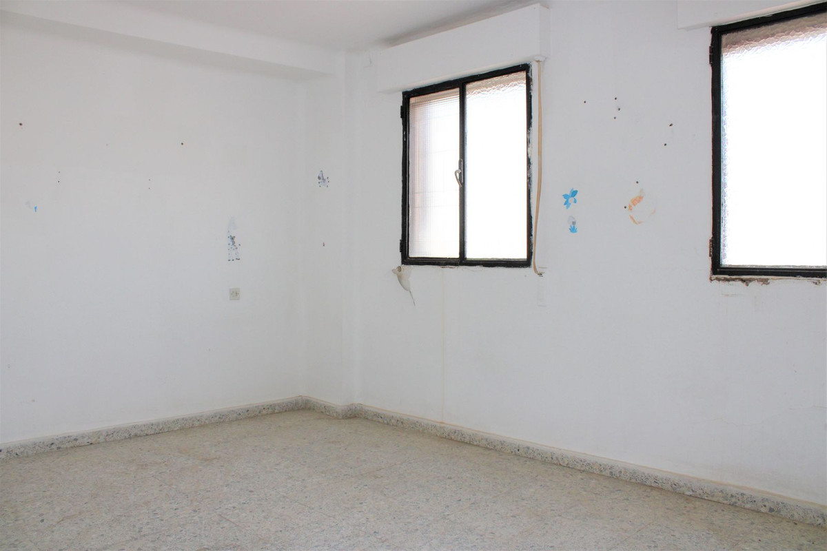 Huis te koop in Nerja | 4 slaapkamers H4346974
