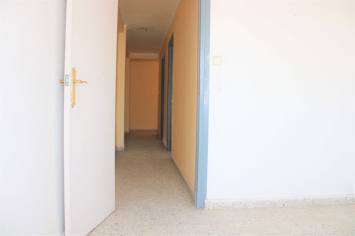 Huis te koop in Nerja | 4 slaapkamers H4346974