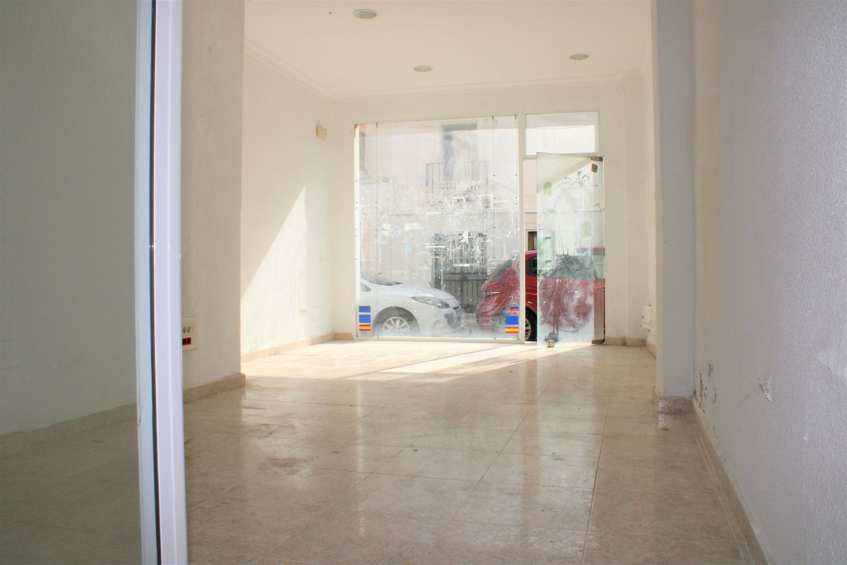 Huis te koop in Nerja | 4 slaapkamers H4346974