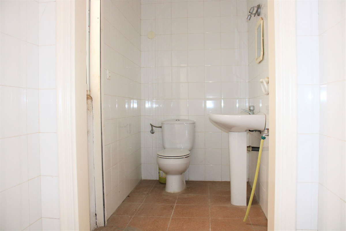 Huis te koop in Nerja | 4 slaapkamers H4346974