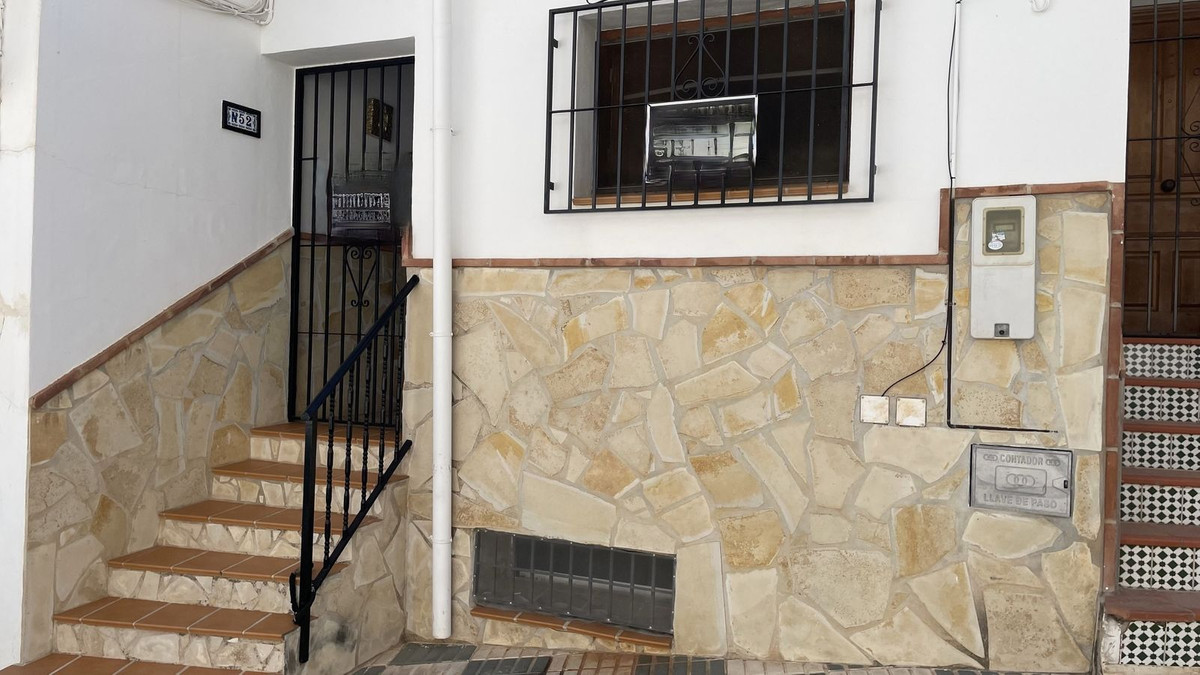 Property main view 33