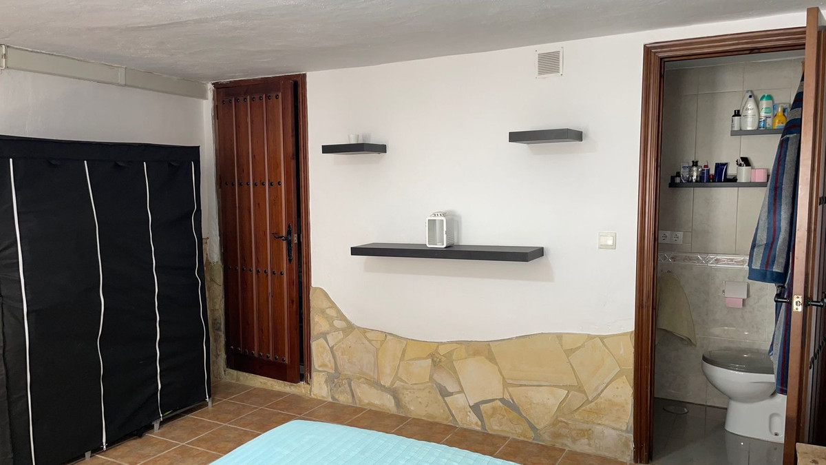 Property main view 40