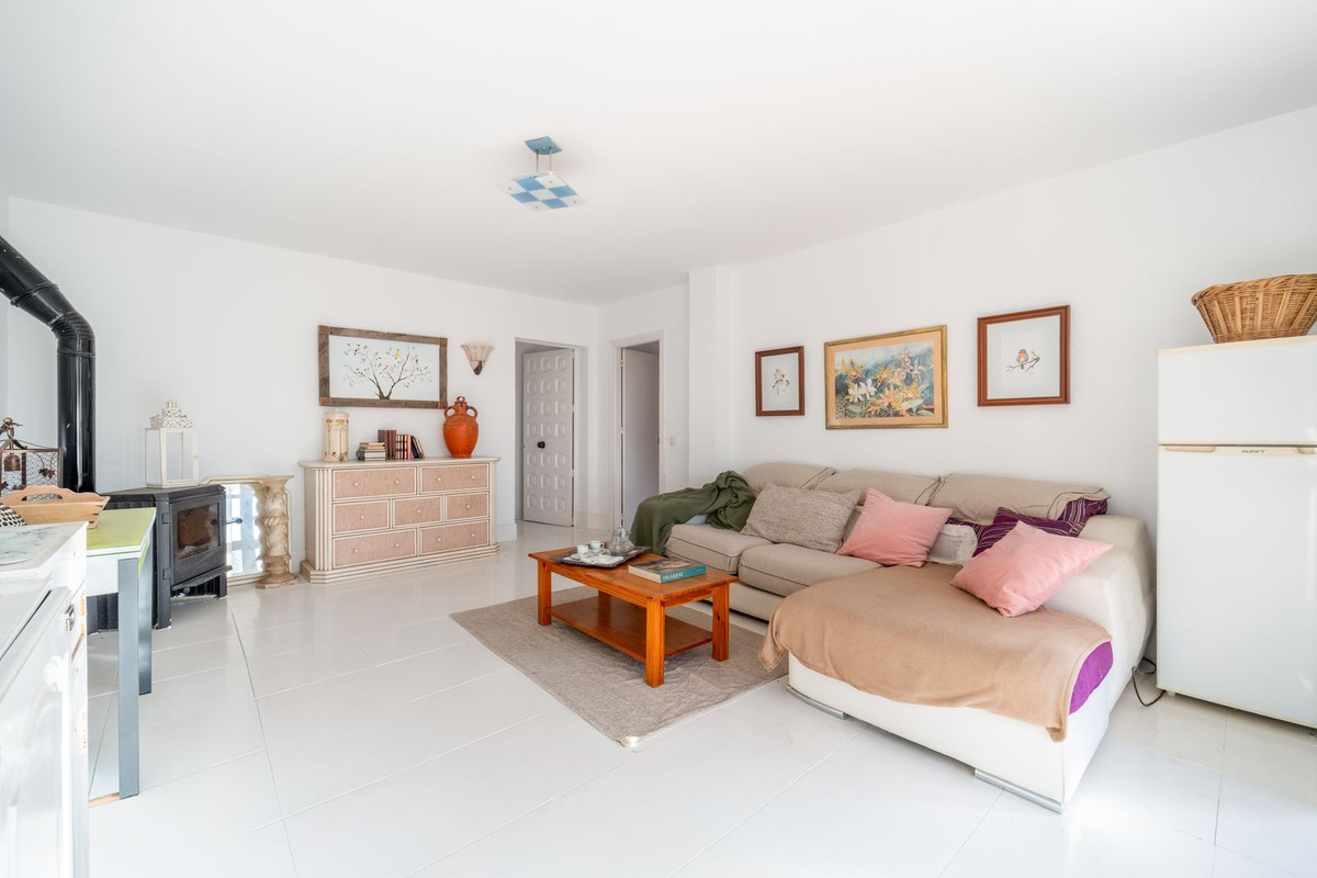 Vrijstaande Villa in La Viñuela-13