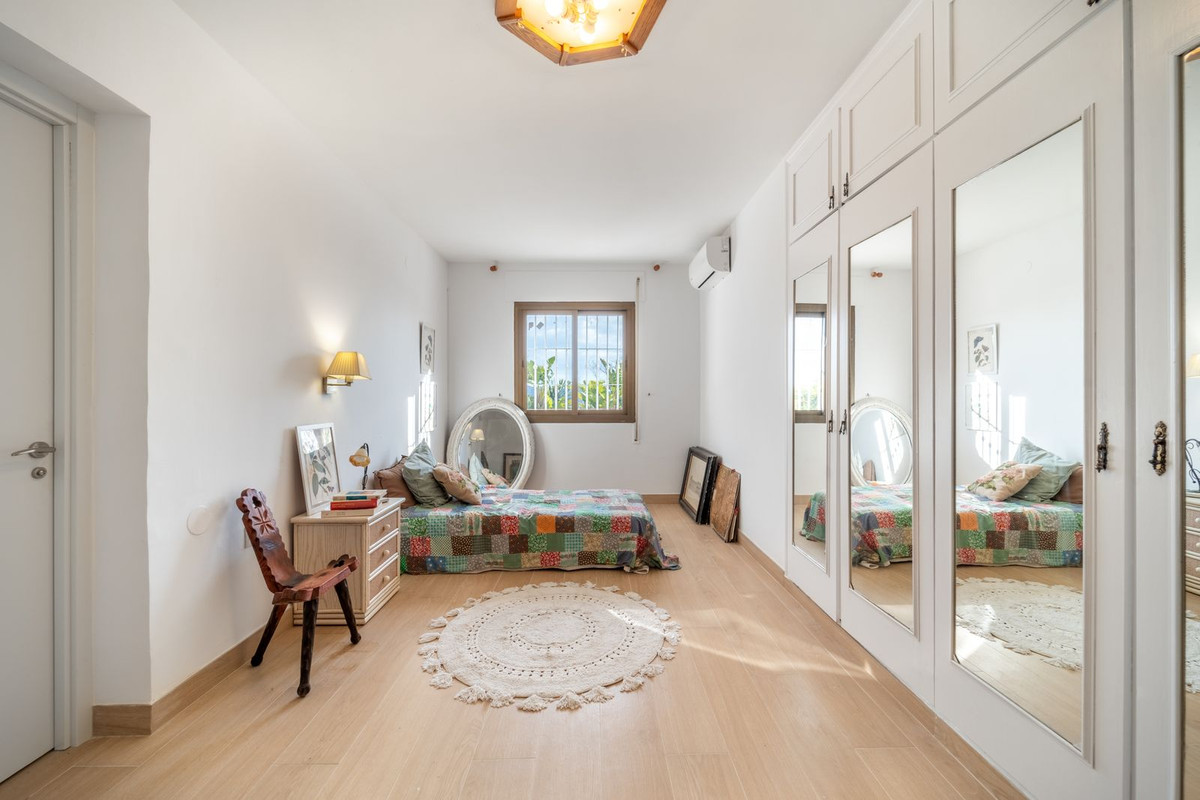 Vrijstaande Villa in La Viñuela-18