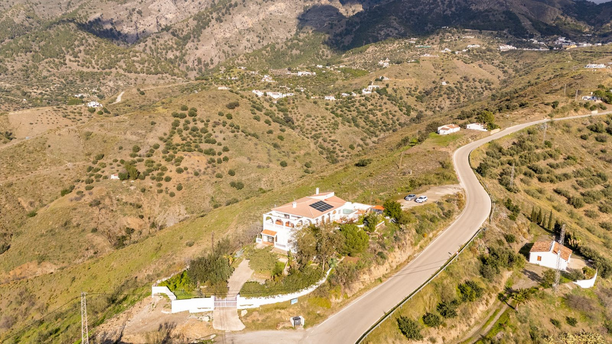 Vrijstaande Villa in La Viñuela-35