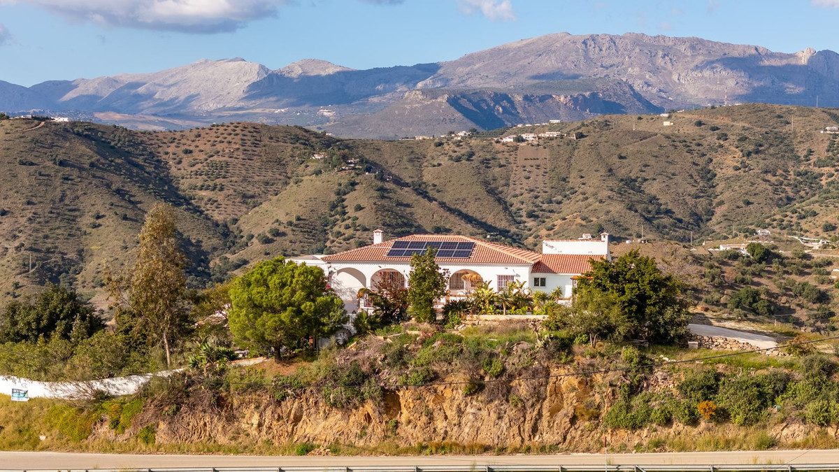Vrijstaande Villa in La Viñuela-38