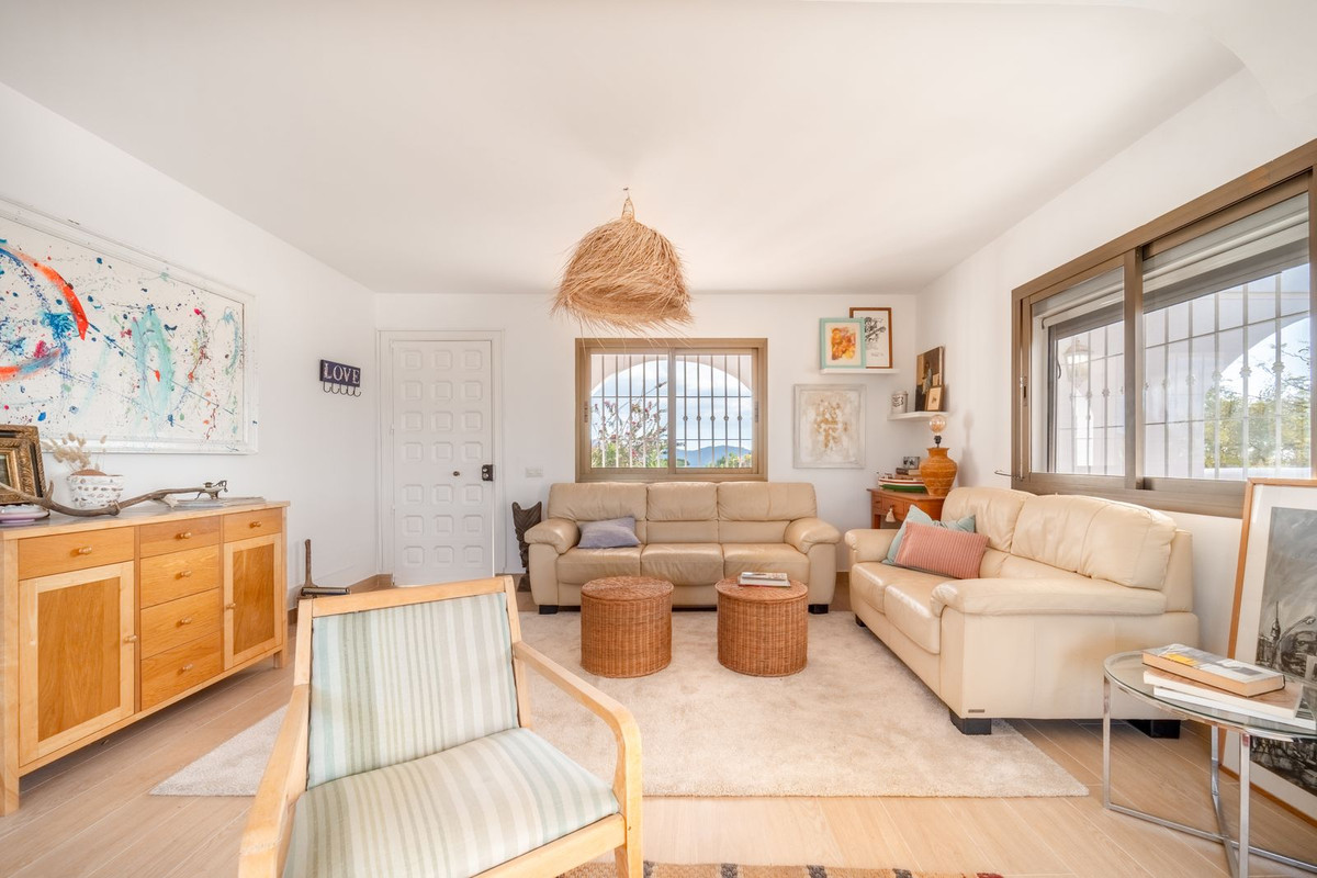 Vrijstaande Villa in La Viñuela-8