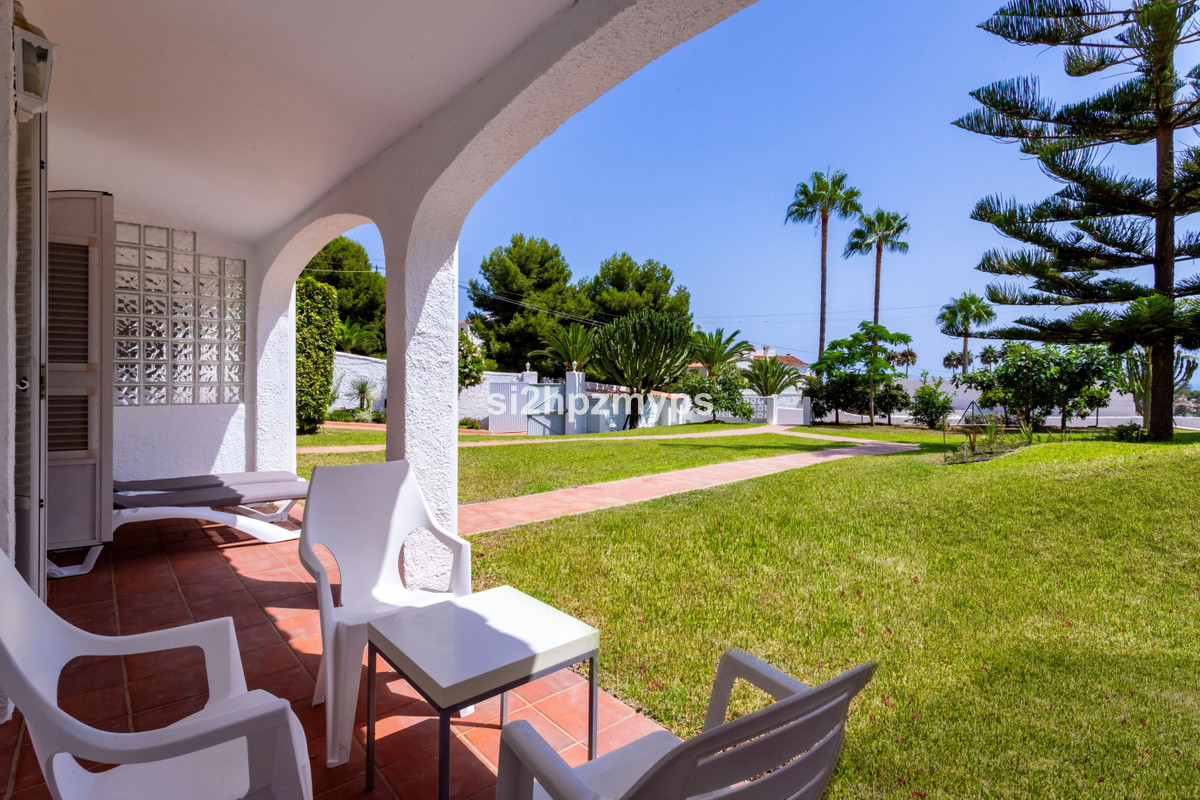 Vrijstaande Villa in Nerja-37