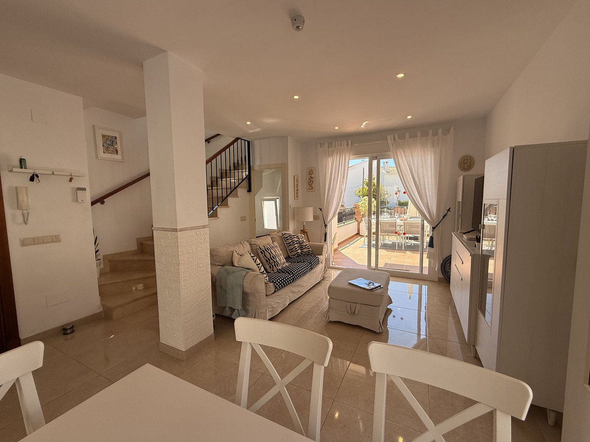 Vrijstaande Villa te koop in Nerja | 3 slaapkamers H5045887