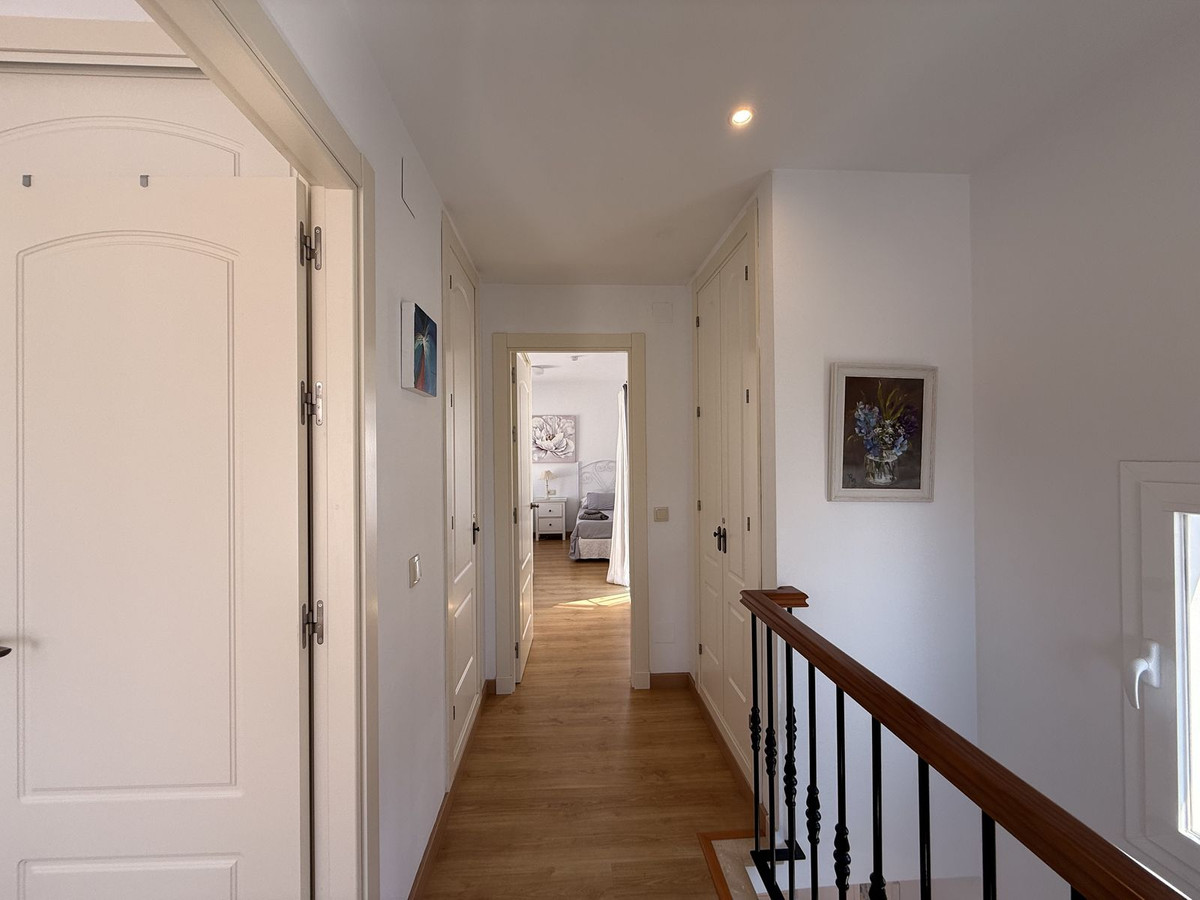 Vrijstaande Villa te koop in Nerja | 3 slaapkamers H5045887