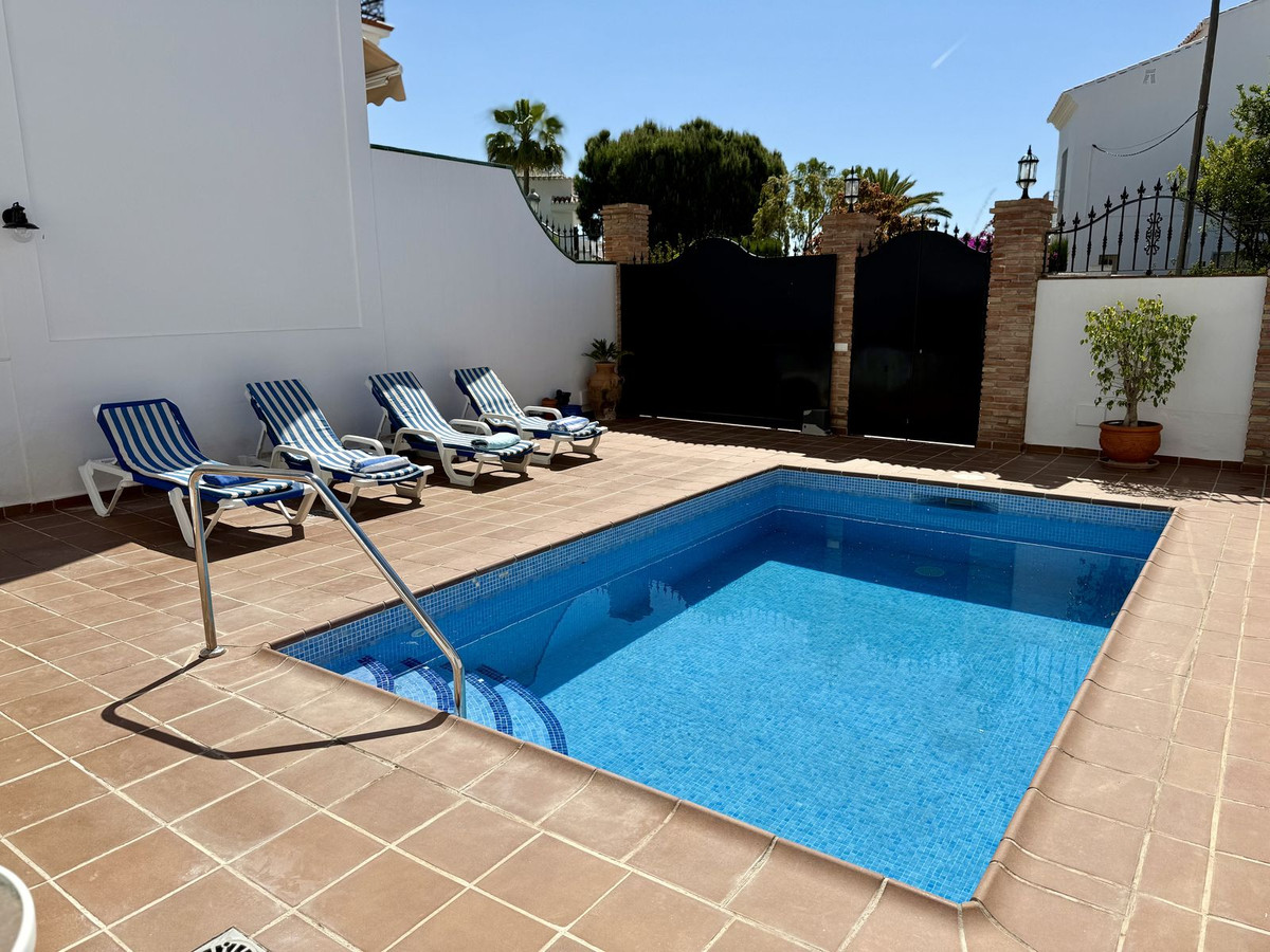 Vrijstaande Villa te koop in Nerja | 3 slaapkamers H5045887