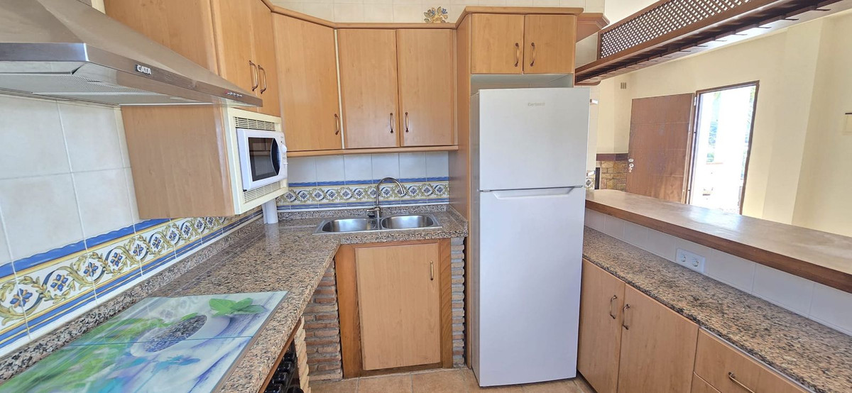 Vrijstaande Villa te koop in Nerja | 4 slaapkamers H5063113