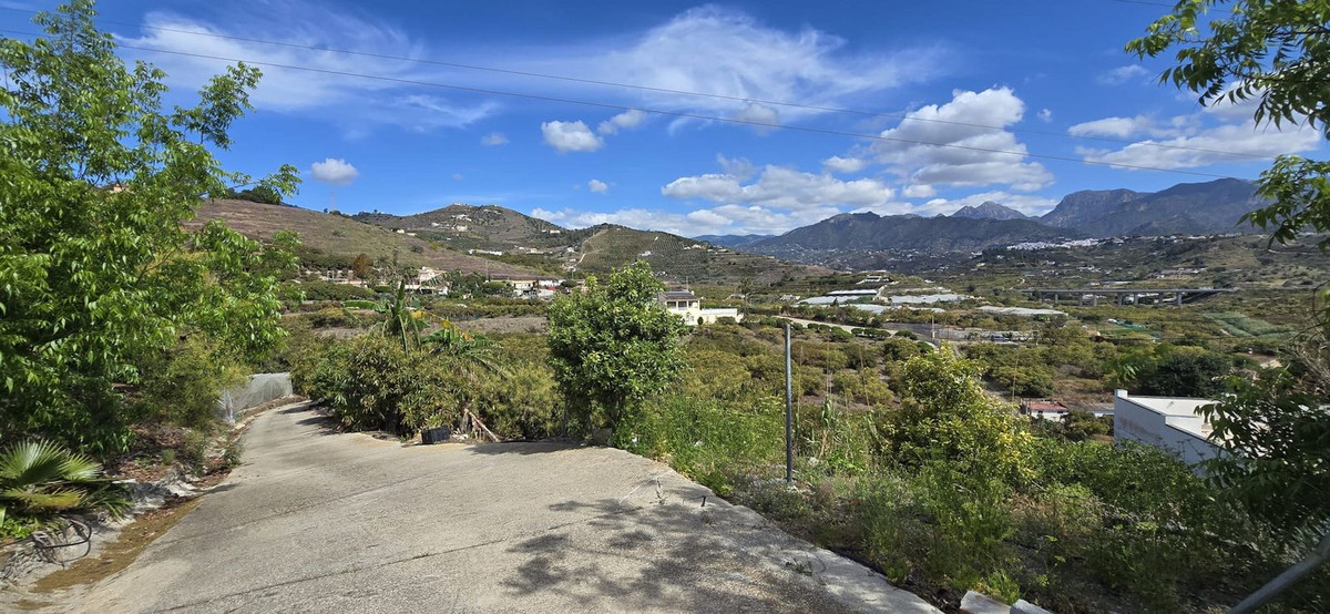 Vrijstaande Villa te koop in Nerja | 4 slaapkamers H5063113