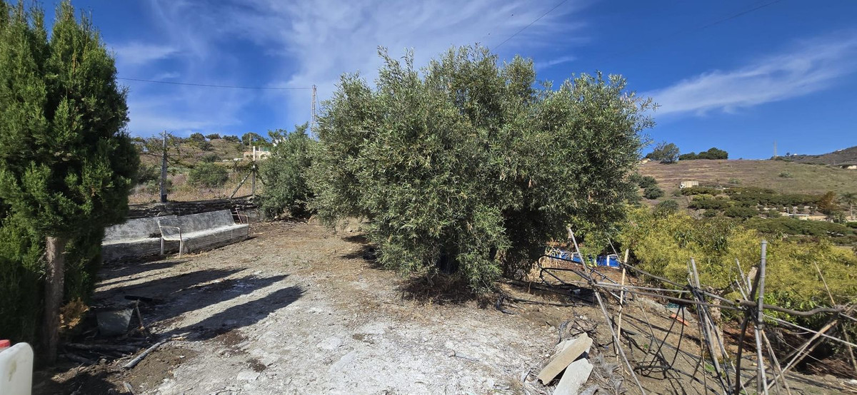 Vrijstaande Villa te koop in Nerja | 4 slaapkamers H5063113