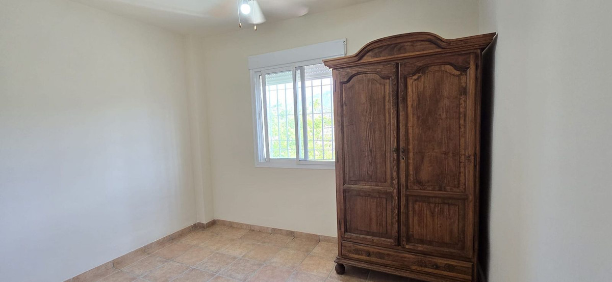 Vrijstaande Villa te koop in Nerja | 4 slaapkamers H5063113