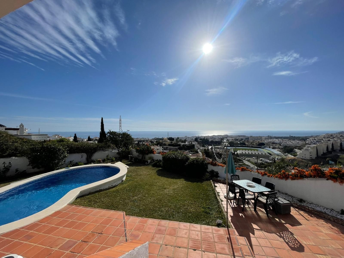 Vrijstaande Villa te koop in Nerja | 2 slaapkamers H5080180