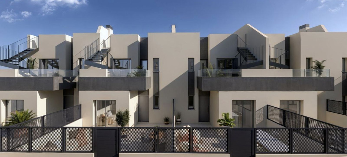 Geschakelde Woning te koop in Nerja | 3 slaapkamers H5124097