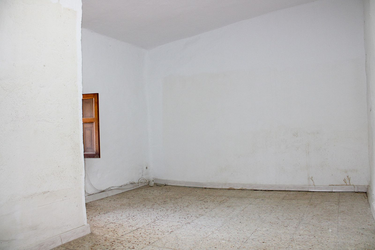 Geschakelde Woning te koop in Nerja | 5 slaapkamers H5134426