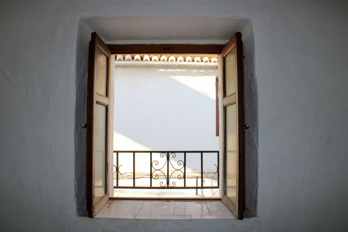 Geschakelde Woning te koop in Nerja | 5 slaapkamers H5134426